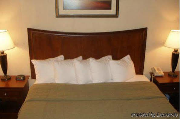 Courtyard By Marriott St. Louis St. Peters Hotel Saint Peters Bilik gambar